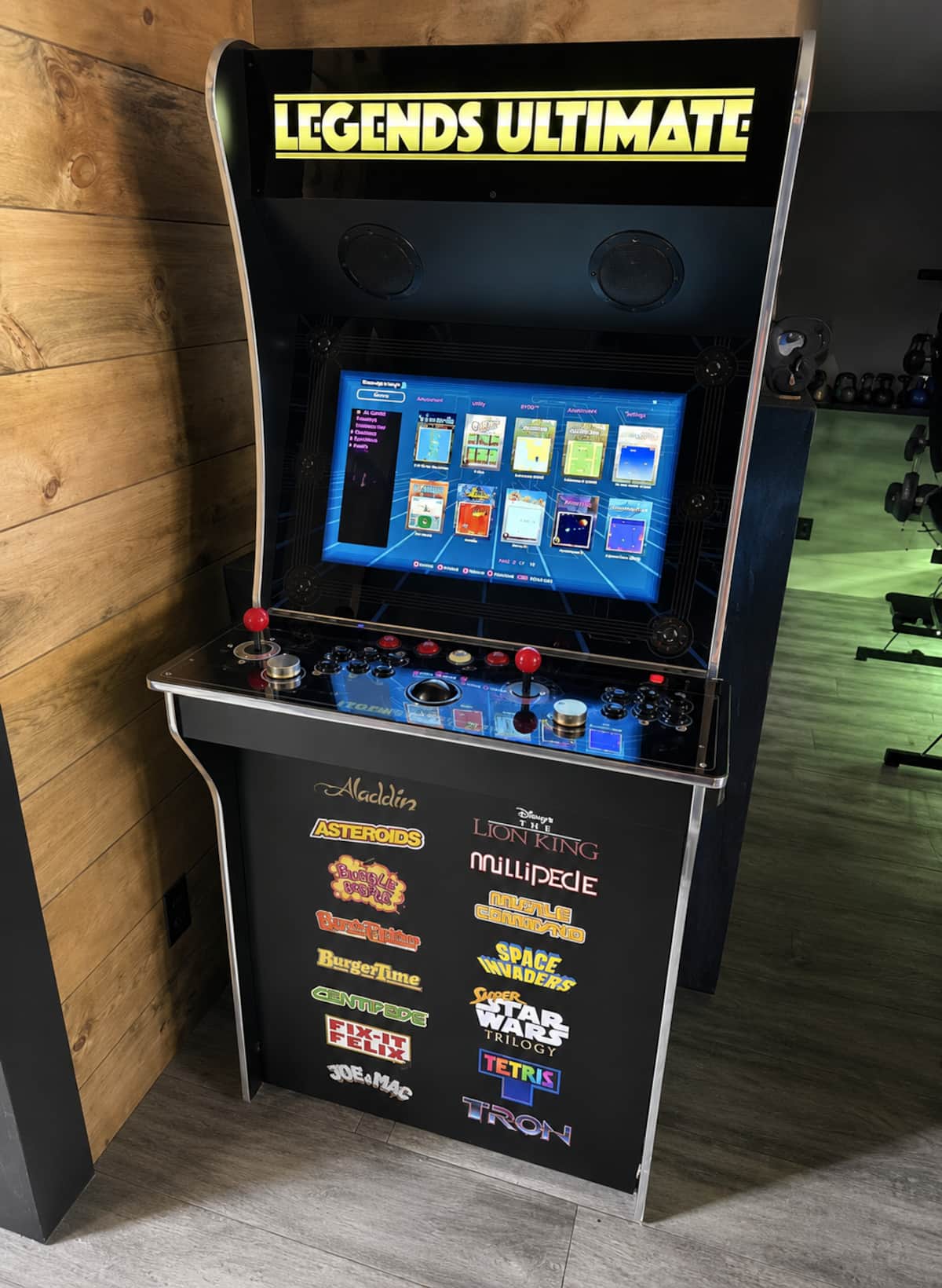 Arcade et salle secrète de jeux